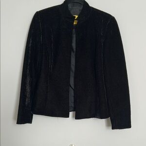Elegant Black Velvet Women's Jacket